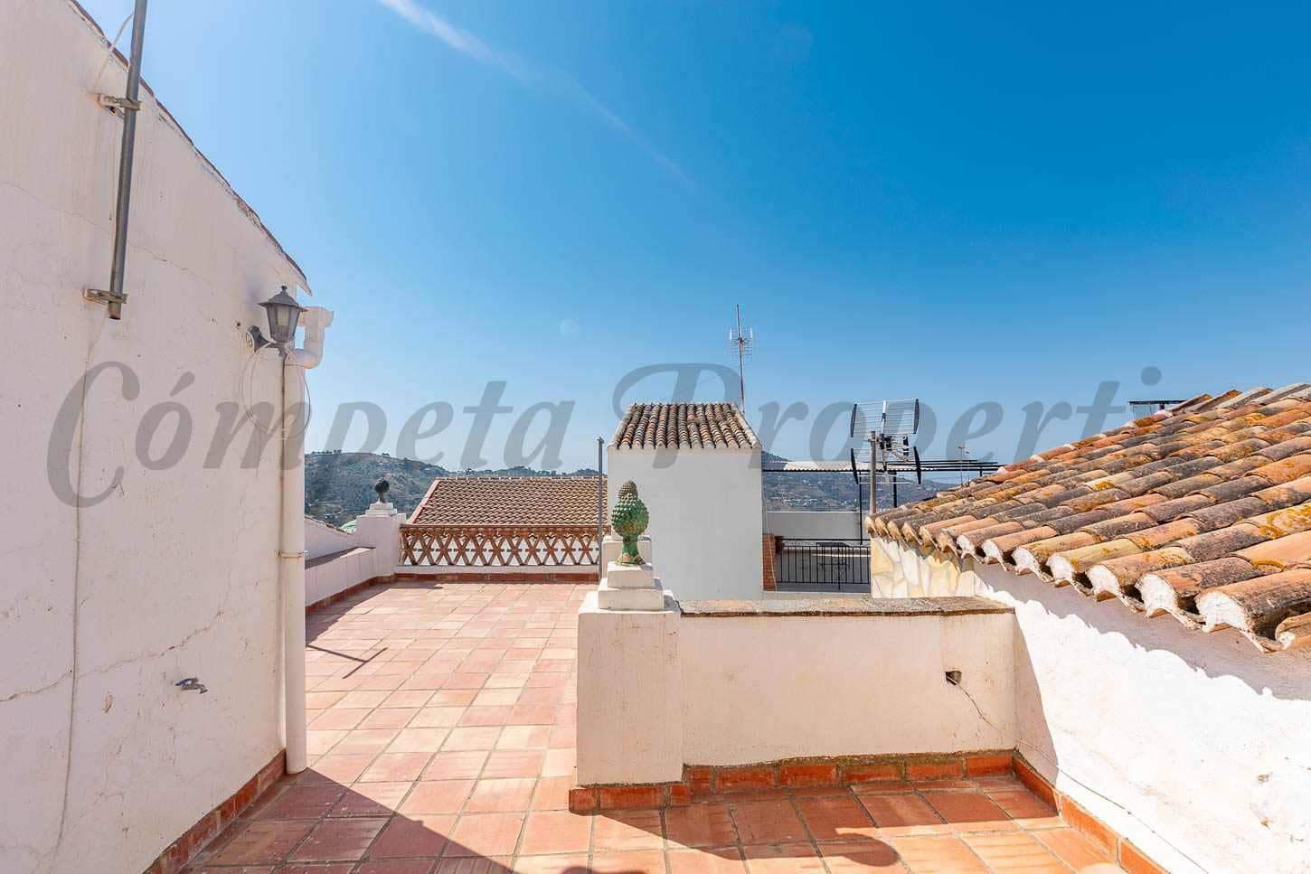 4 soveværelse Byhus til salg i Corumbela - € 128.000 (Ref: 9191358)