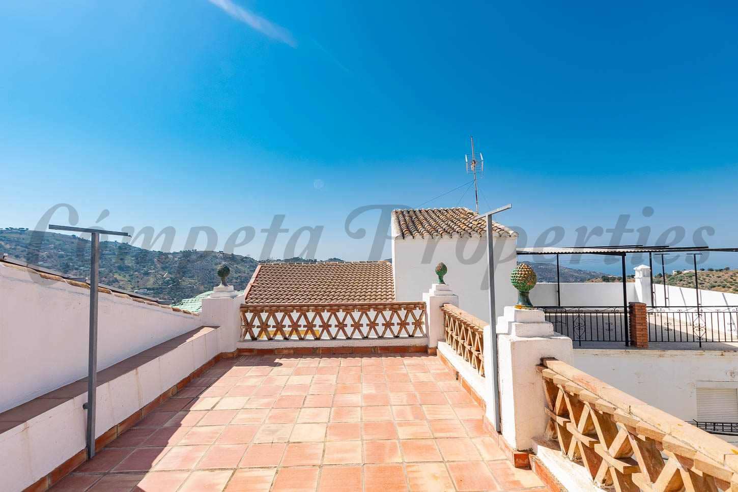 4 soveværelse Byhus til salg i Corumbela - € 128.000 (Ref: 9191358)