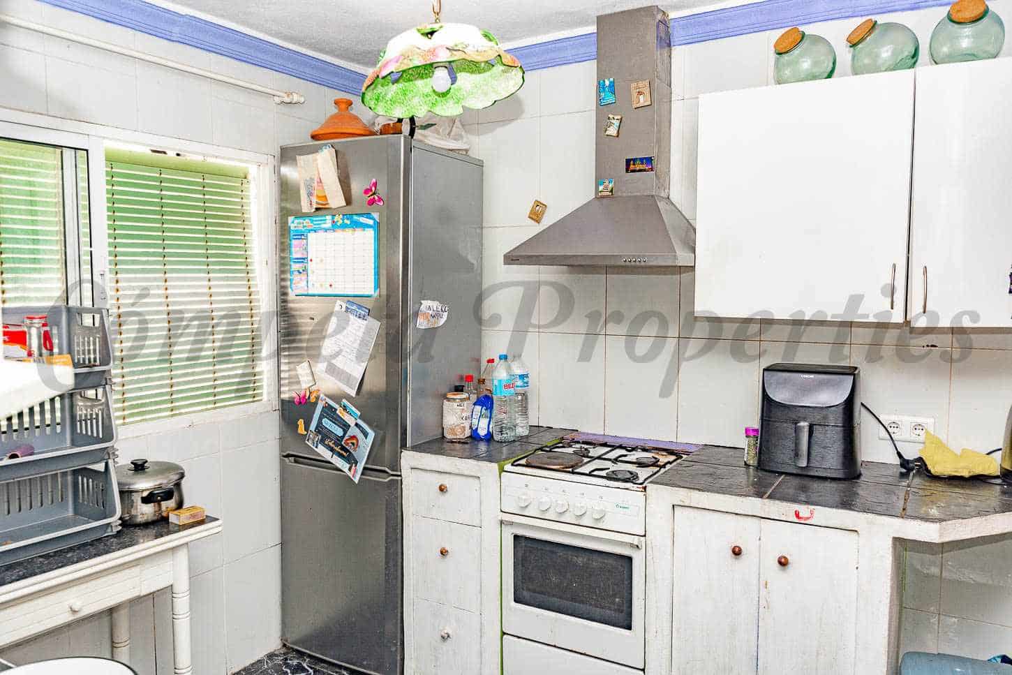 7 soveværelse Byhus til salg i Maro med garage - € 700.000 (Ref: 9191406)