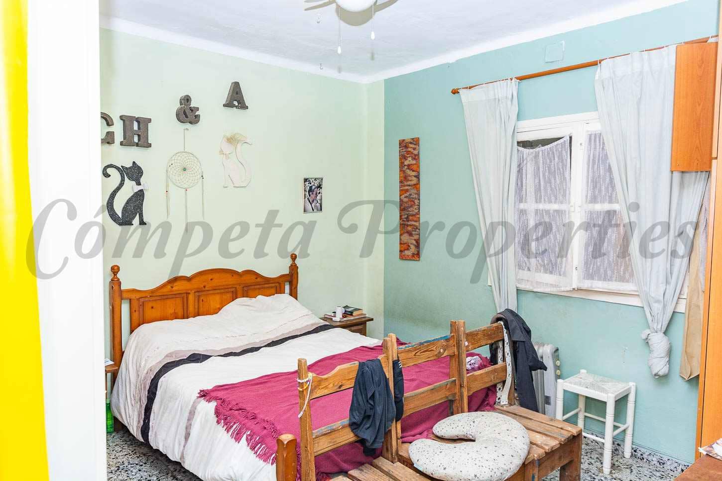 7 soveværelse Byhus til salg i Maro med garage - € 700.000 (Ref: 9191406)