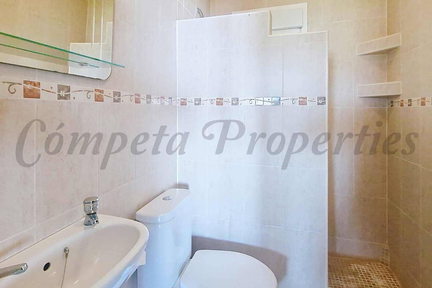 Finca/Landhuis te koop in Competa - € 295.000 (Ref: 9192984)