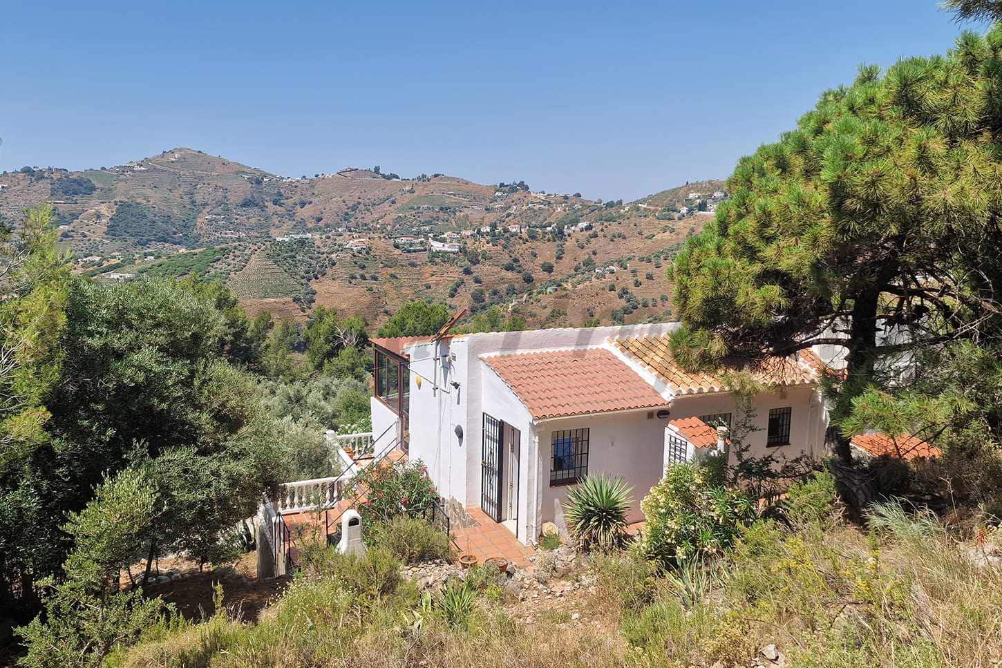 Finca/Landhuis te koop in Competa - € 295.000 (Ref: 9192984)