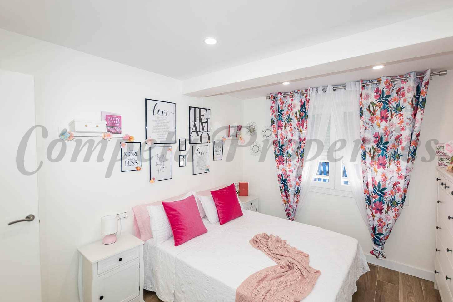 3 quarto Apartamento para venda em Torre del Mar - 344 900 € (Ref: 9196798)