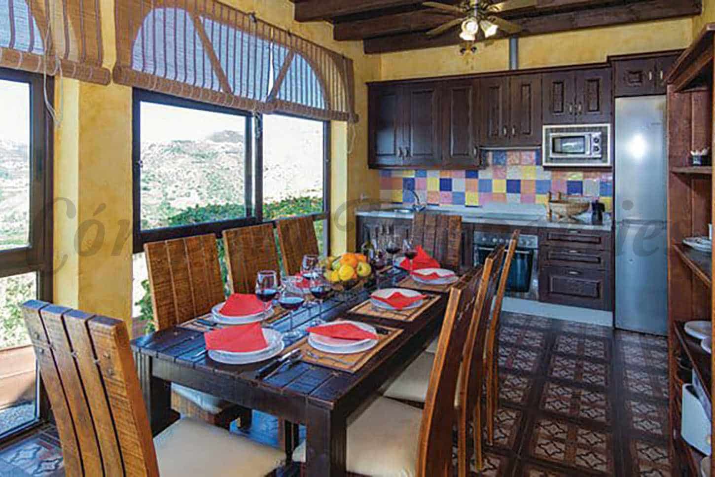 Finca/Maison de Campagne de 2 chambres à louer à Torrox avec piscine garage - 1 250 € (Ref: 9199873)