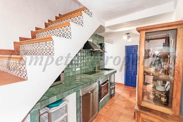 3 sovrum Hus till salu i Cómpeta med garage - 212 000 € (Ref: 9201916)