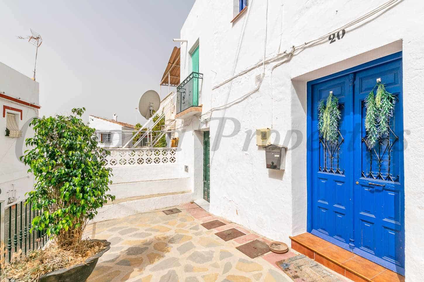 3 sovrum Hus till salu i Competa med garage - 212 000 € (Ref: 9201916)