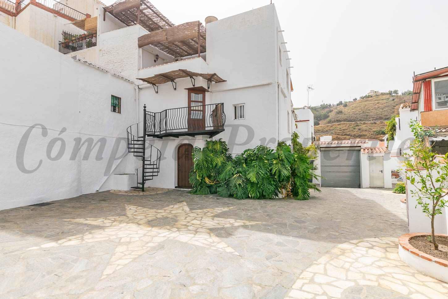 3 sovrum Hus till salu i Competa med garage - 212 000 € (Ref: 9201916)