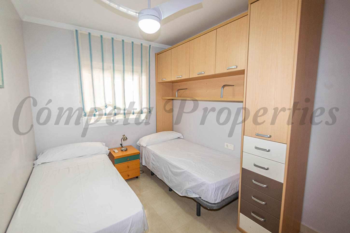 2 soverom Leilighet til leie i Torrox-Costa med svømmebasseng - € 800 (Ref: 9204912)