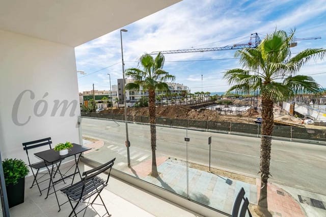 2 soveværelse Lejlighed til leje i Torrox-Costa, Torrox med swimmingpool garage - € 1.100 (Ref: 9204913)