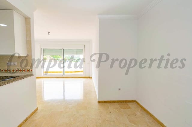 1 sovrum Lägenhet till salu i Torrox med garage - 188 000 € (Ref: 9204914)