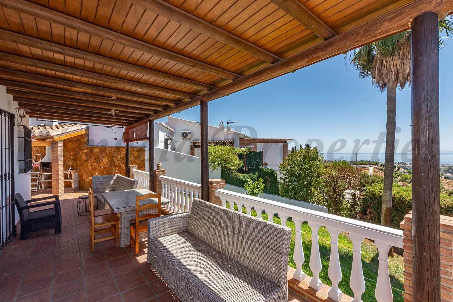 3 Zimmer Finca/Landgut zu vermieten in Frigiliana mit Pool Garage - 1.800 € (Ref: 9207206)