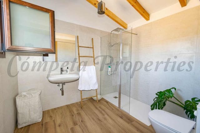 3 sovrum Finca/Hus på landet att hyra i Algarrobo Costa, Algarrobo med pool garage - 1 500 € (Ref: 9208673)