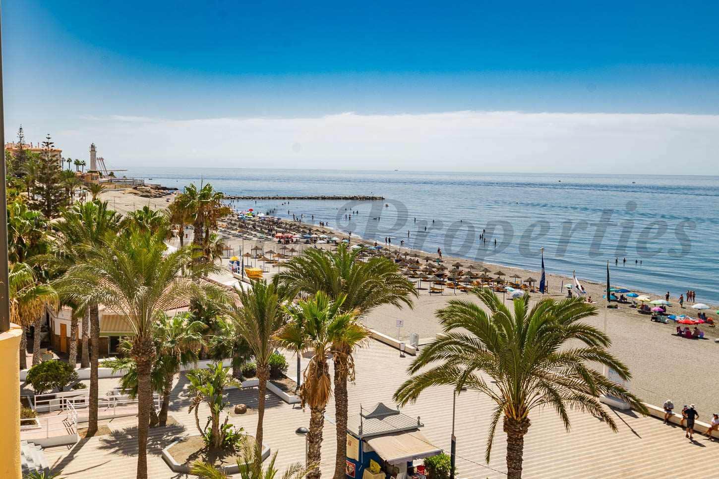 2 soveværelse Lejlighed til leje i Torrox-Costa med swimmingpool garage - € 900 (Ref: 9208849)