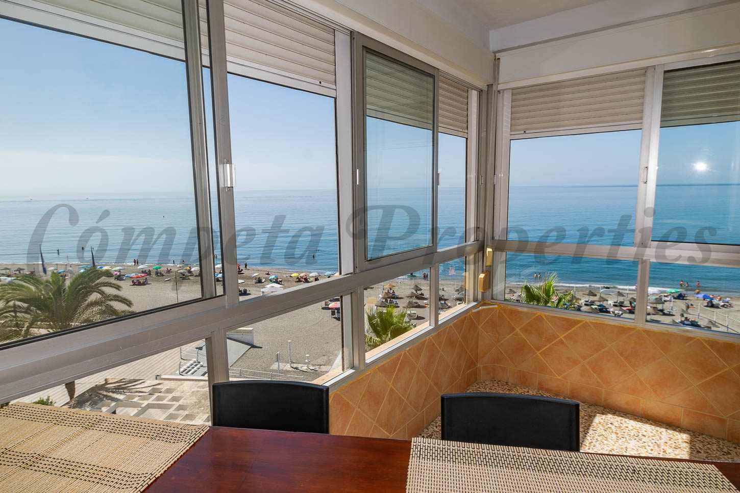 2 soveværelse Lejlighed til leje i Torrox-Costa med swimmingpool garage - € 900 (Ref: 9208849)