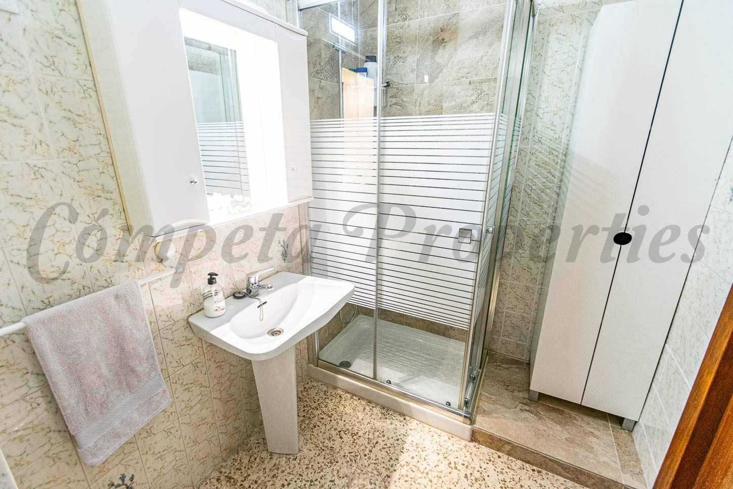 1 sovrum Lägenhet till salu i Torrox-Costa med pool - 239 000 € (Ref: 9235209)