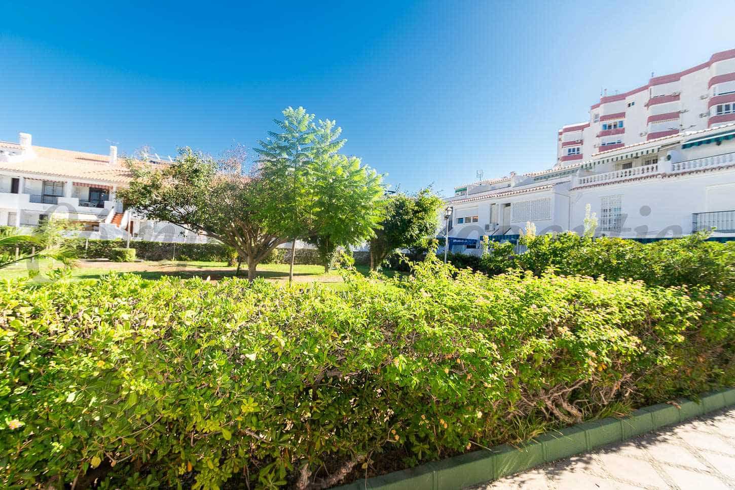1 sovrum Lägenhet till salu i Torrox-Costa med pool - 239 000 € (Ref: 9235209)