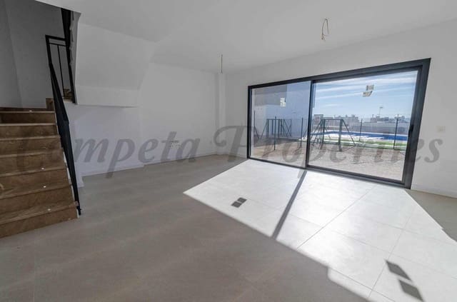 3 sovrum Hus till salu i Torre del Mar, Vélez-Málaga med pool garage - 445 000 € (Ref: 9235213)