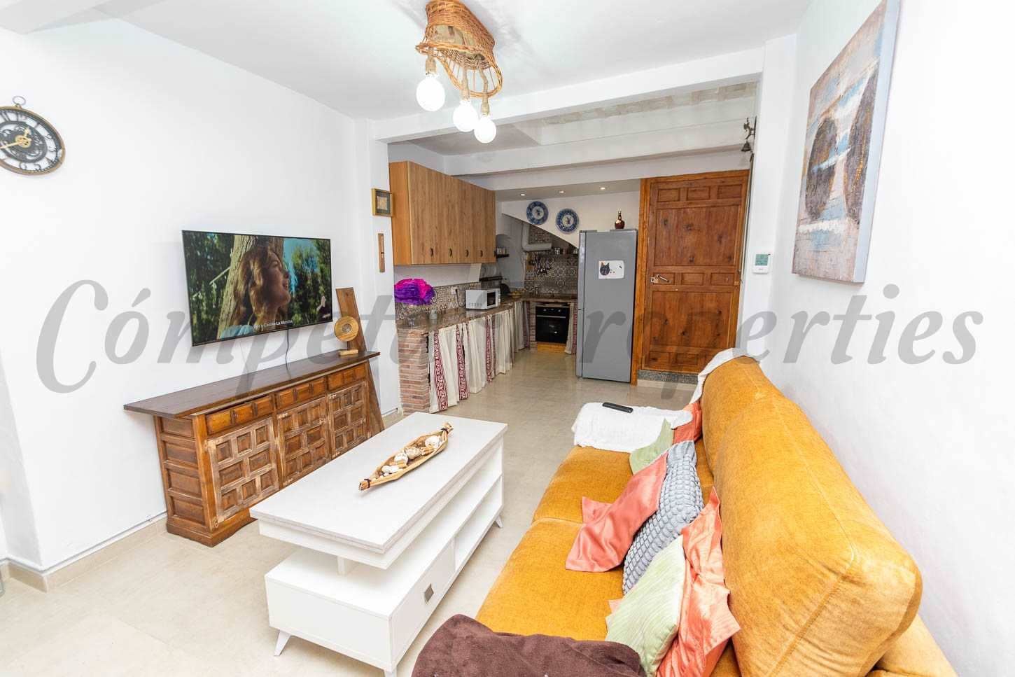 2 makuuhuone Omakotitalo myytävänä paikassa Torrox - 199 000 € (Ref: 9249095)