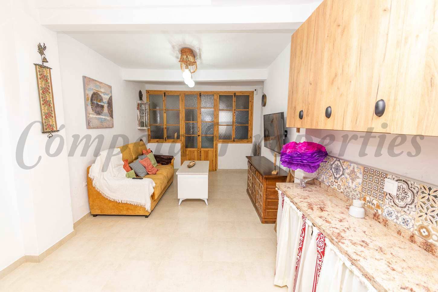 2 makuuhuone Omakotitalo myytävänä paikassa Torrox - 199 000 € (Ref: 9249095)