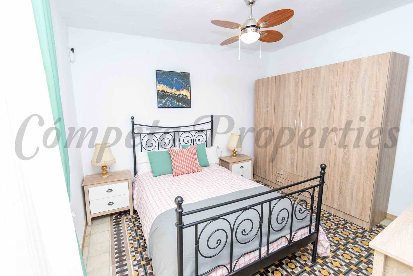 2 makuuhuone Omakotitalo myytävänä paikassa Torrox - 199 000 € (Ref: 9249095)