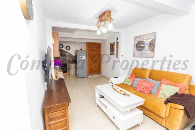 2 makuuhuone Omakotitalo myytävänä paikassa Torrox - 199 000 € (Ref: 9249095)