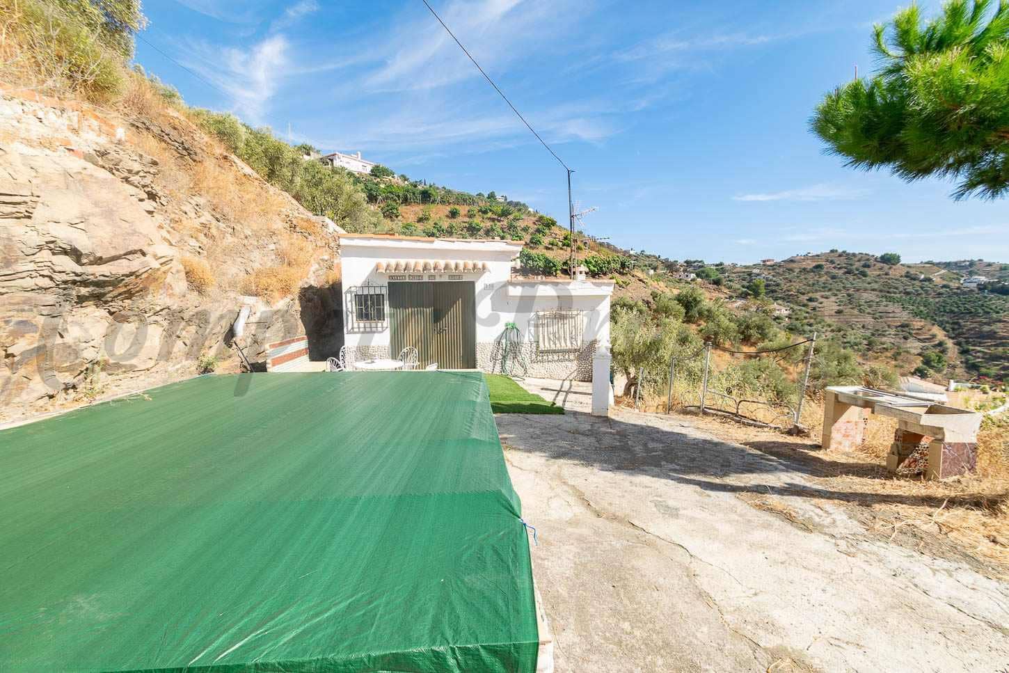 3 sovrum Finca/Hus på landet till salu i Torrox med pool garage - 290 000 € (Ref: 9261957)