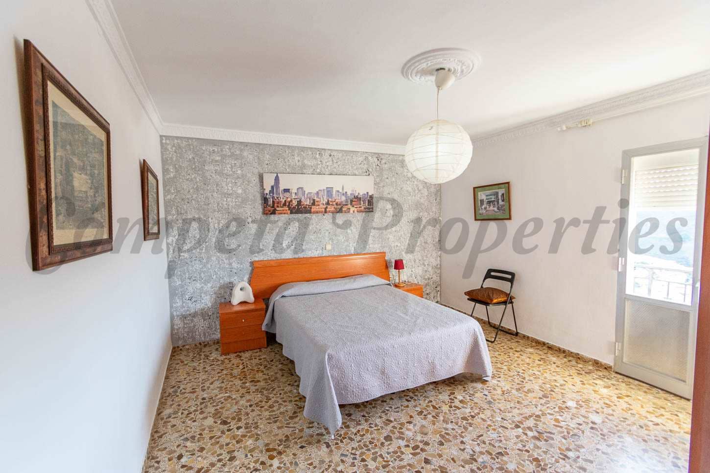 4 bedroom Townhouse for rent in Competa - € 1,000 (Ref: 9274166)