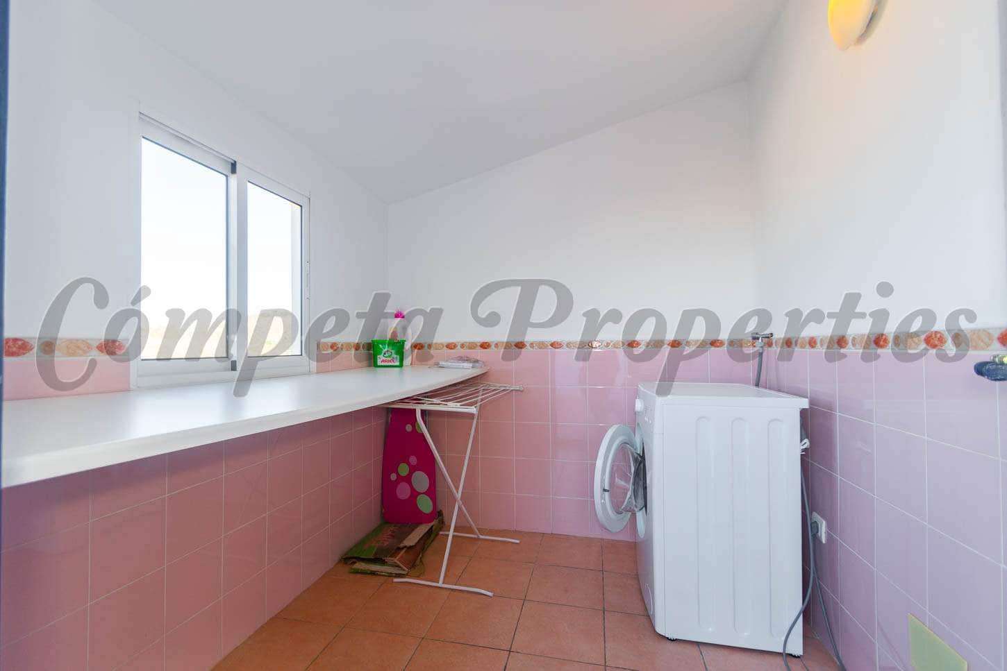 4 slaapkamer Huis te koop in Canillas de Albaida - € 190.000 (Ref: 9283179)