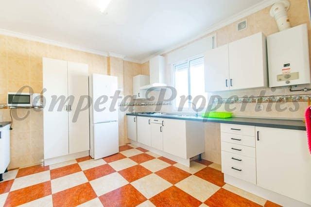 4 sypialnia Dom na sprzedaż w Canillas de Albaida - 190 000 € (Ref: 9283179)