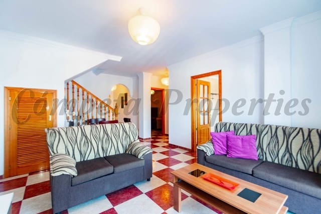 4 sypialnia Dom na sprzedaż w Canillas de Albaida - 190 000 € (Ref: 9283179)