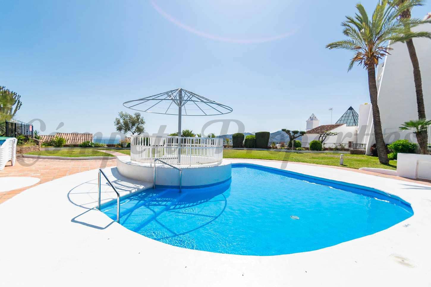 2 sypialnia Apartament do wynajęcia w Nerja z basenem - 1 500 € (Ref: 9288320)