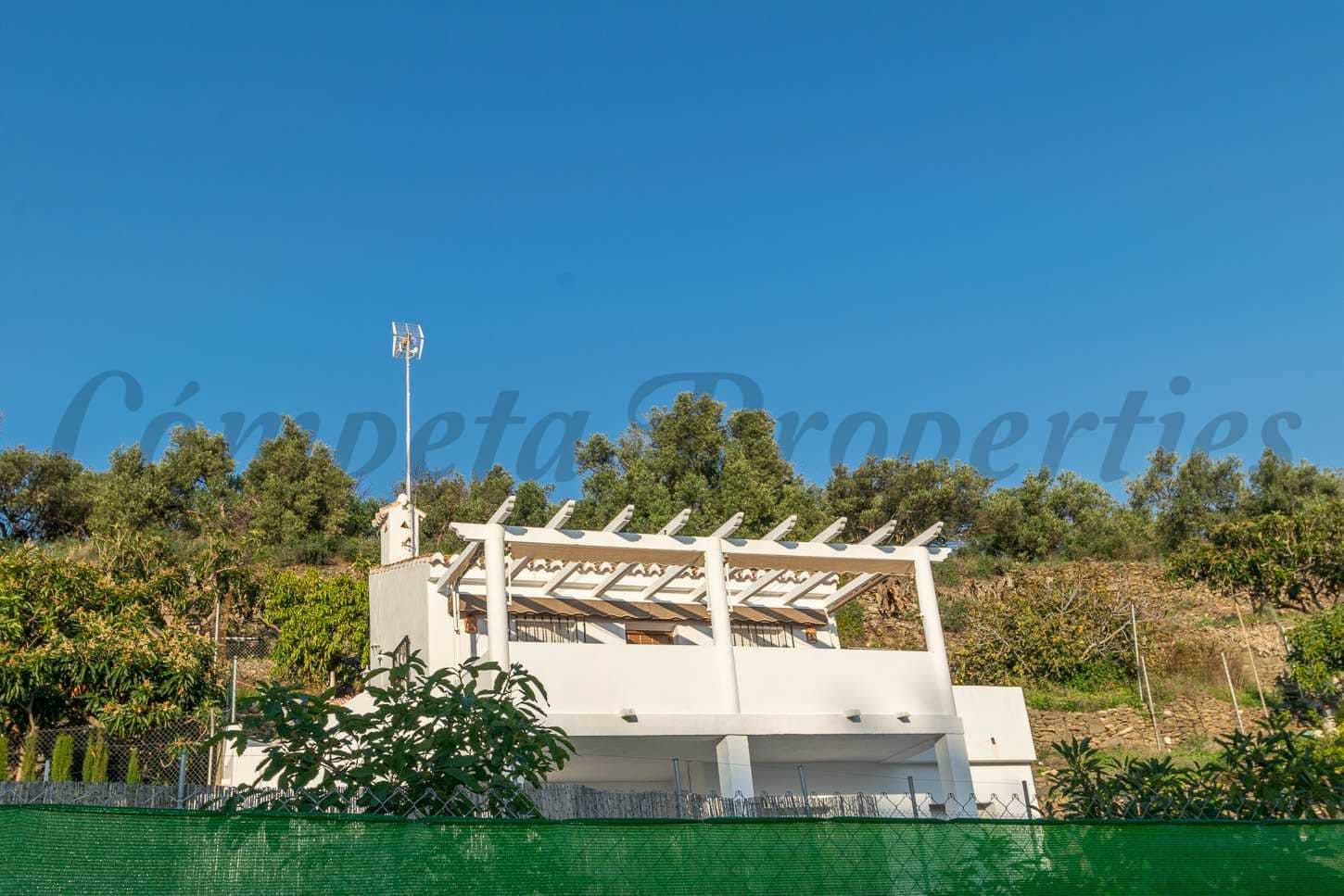 1 soveværelse Finca/Landehus til leje i Torrox med swimmingpool garage - € 750 (Ref: 9289439)
