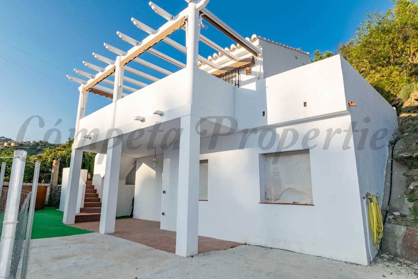 1 soveværelse Finca/Landehus til leje i Torrox med swimmingpool garage - € 750 (Ref: 9289439)