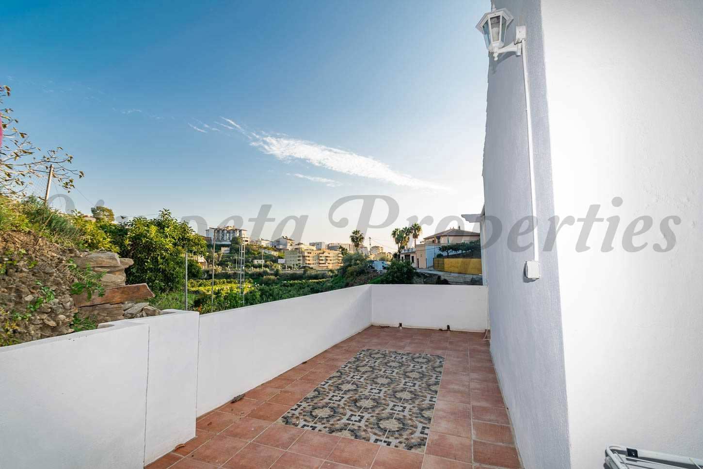 1 soveværelse Finca/Landehus til leje i Torrox med swimmingpool garage - € 750 (Ref: 9289439)