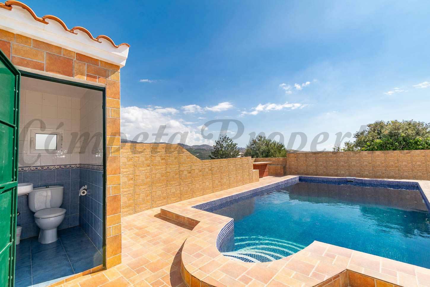 3 chambre Finca/Maison de Campagne à vendre à Lagos avec piscine garage - 578 000 € (Ref: 9289446)