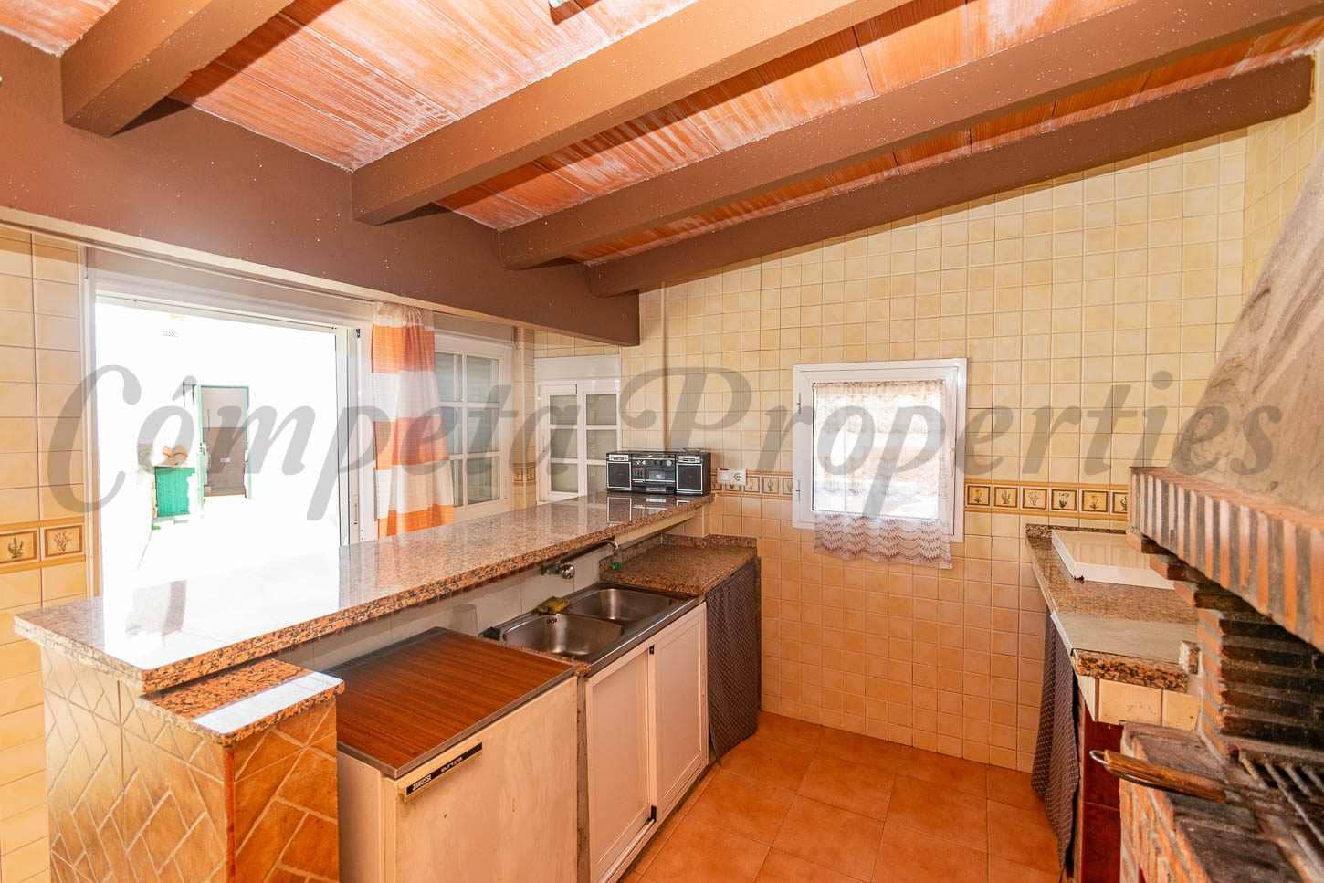 3 chambre Finca/Maison de Campagne à vendre à Lagos avec piscine garage - 578 000 € (Ref: 9289446)