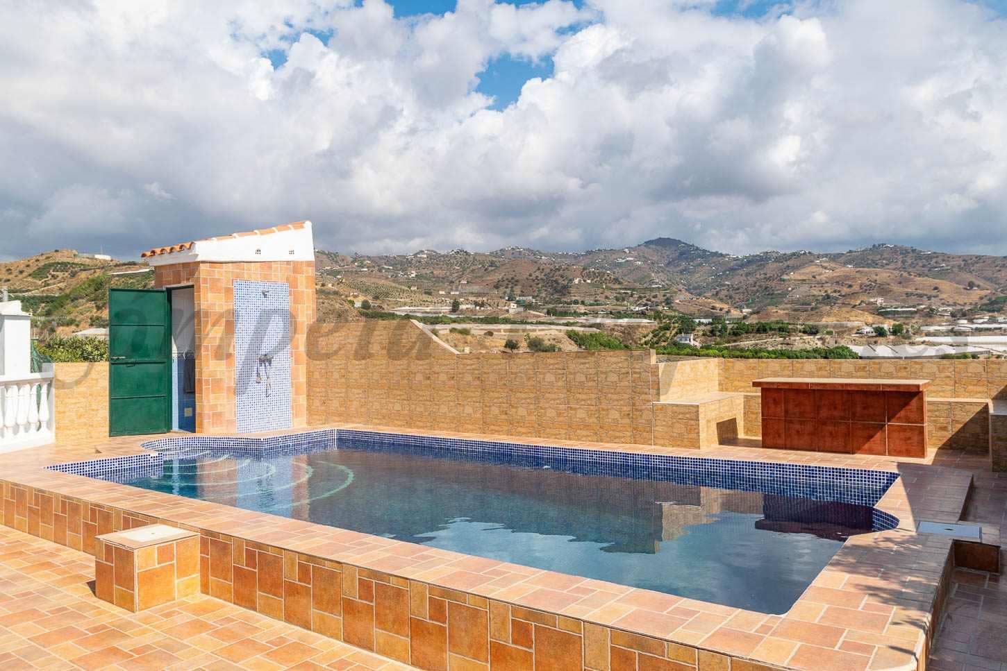 3 chambre Finca/Maison de Campagne à vendre à Lagos avec piscine garage - 578 000 € (Ref: 9289446)