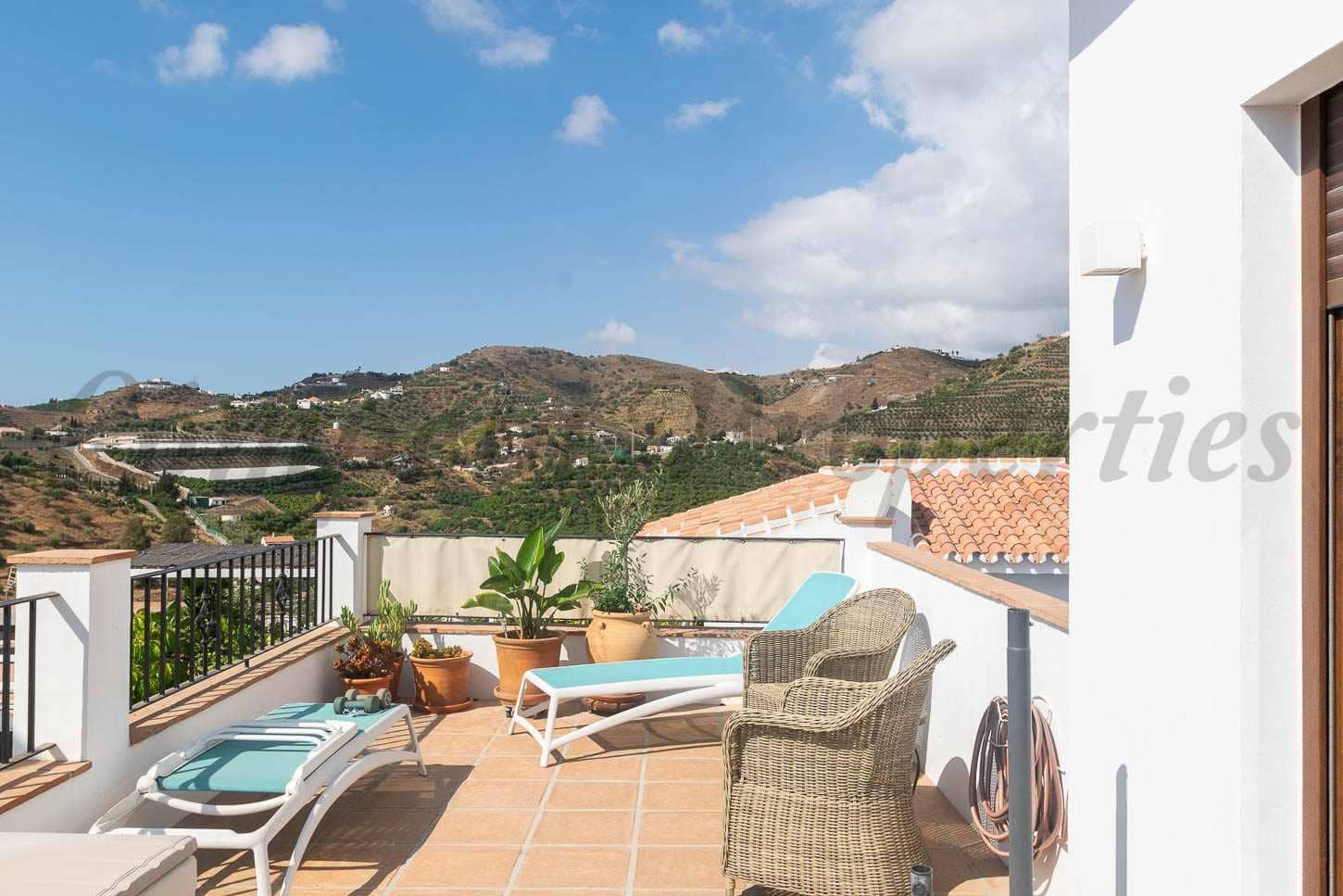 2 sovrum Hus till salu i Torrox - 370 000 € (Ref: 9289458)