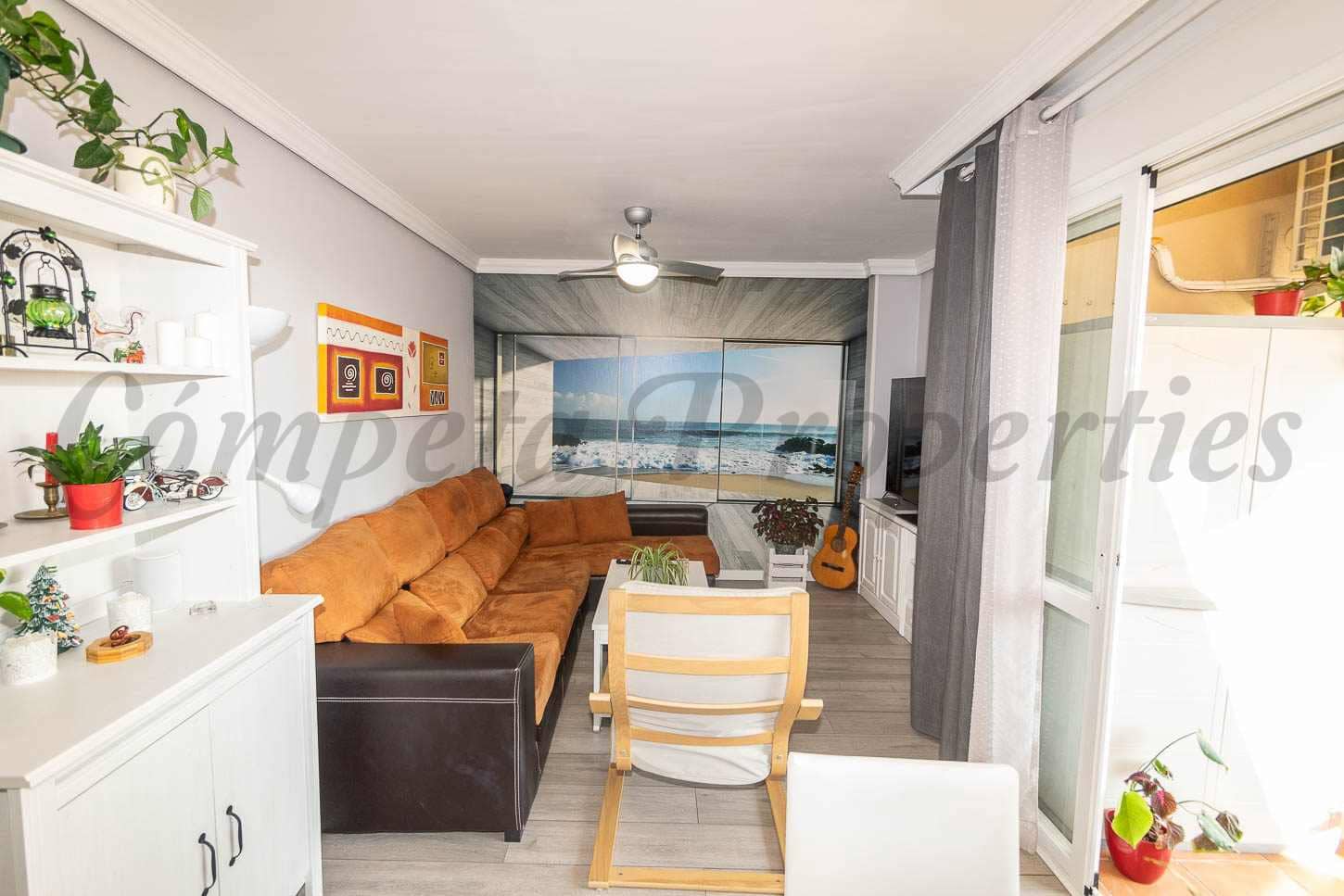 2 sovrum Lägenhet till salu i Torrox-Costa med garage - 285 000 € (Ref: 9289614)