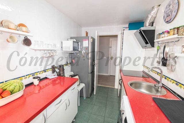 2 sovrum Lägenhet till salu i Torrox-Costa, Torrox med garage - 285 000 € (Ref: 9289614)