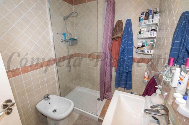 2 sovrum Lägenhet till salu i Torrox-Costa, Torrox med garage - 285 000 € (Ref: 9289614)