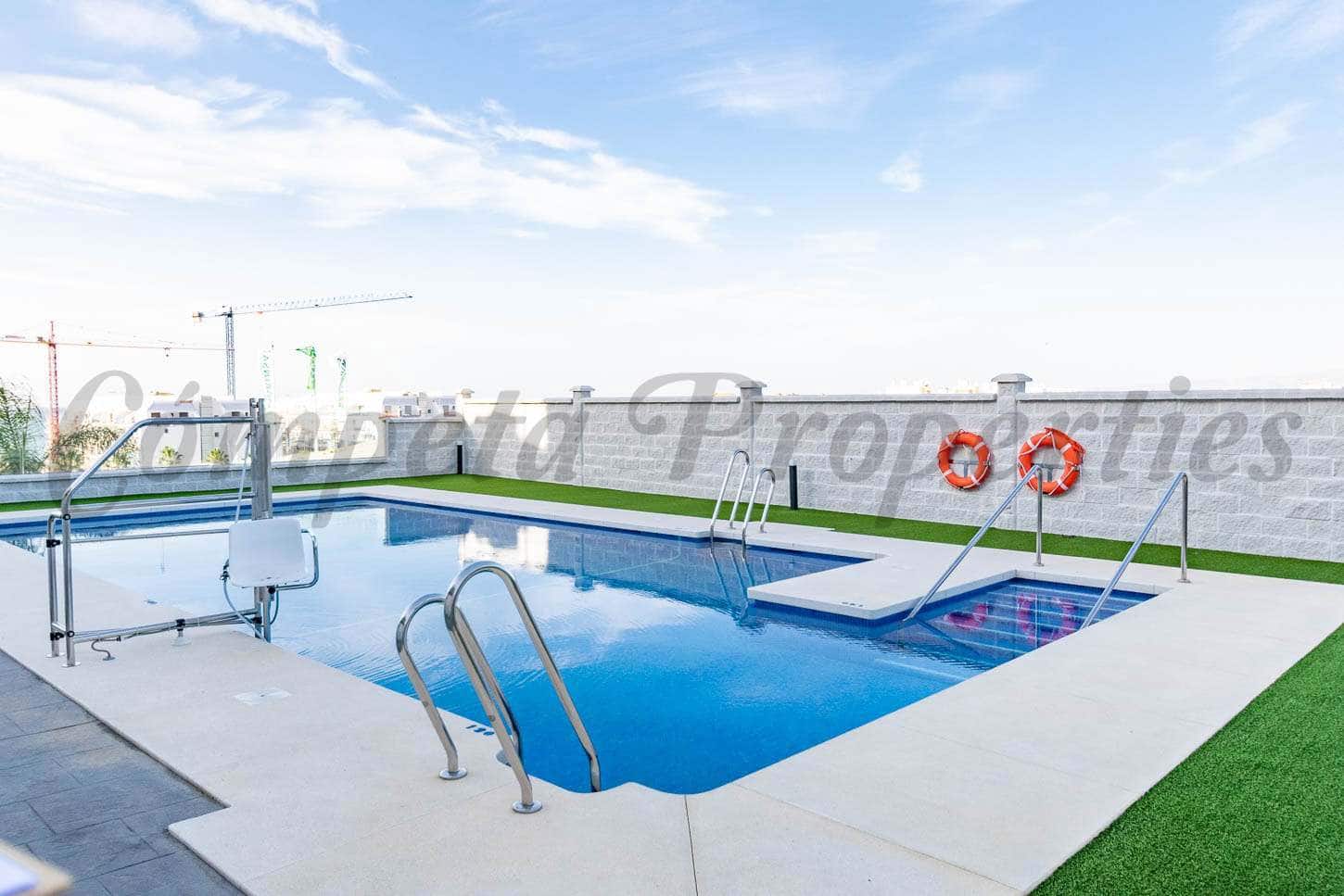 2 chambre Appartement à vendre à Torrox-Costa avec piscine garage - 439 000 € (Ref: 9309331)