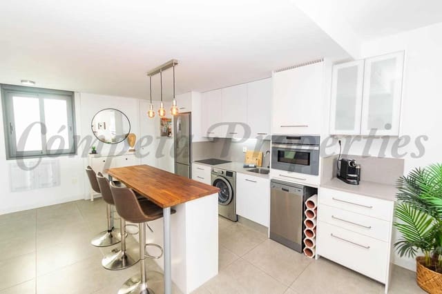 2 slaapkamer Appartement te koop in Torrox-Costa, Torrox met zwembad garage - € 439.000 (Ref: 9309331)