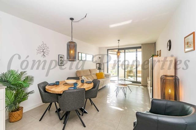 2 slaapkamer Appartement te koop in Torrox-Costa, Torrox met zwembad garage - € 439.000 (Ref: 9309331)