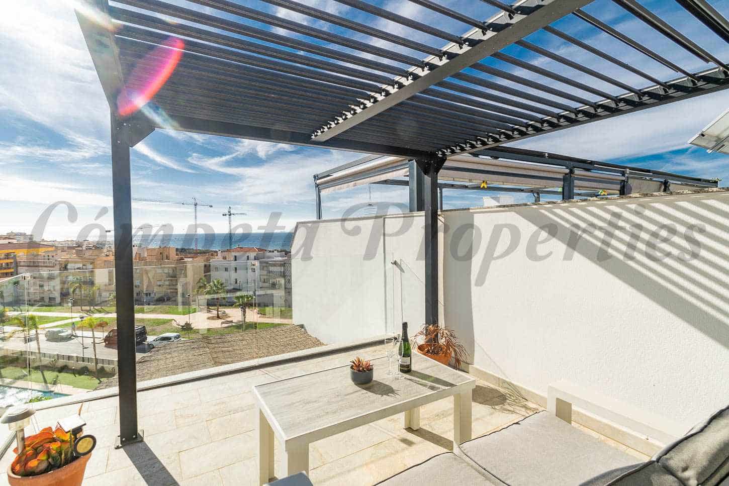 2 chambre Appartement à vendre à Torrox-Costa avec piscine garage - 439 000 € (Ref: 9309331)