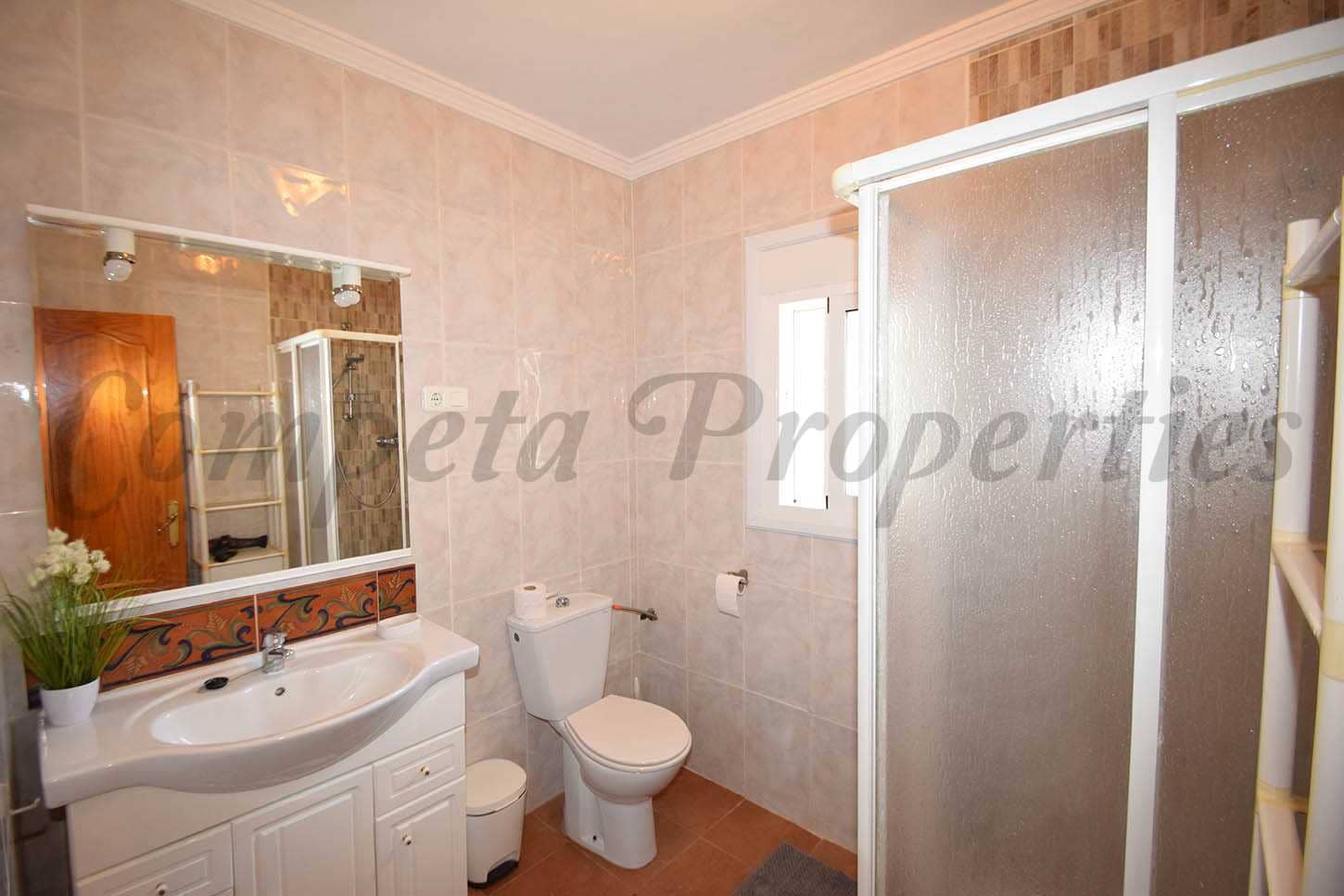 3 bedroom Finca/Country House for rent in Torrox with pool garage - € 1,550 (Ref: 9319174)