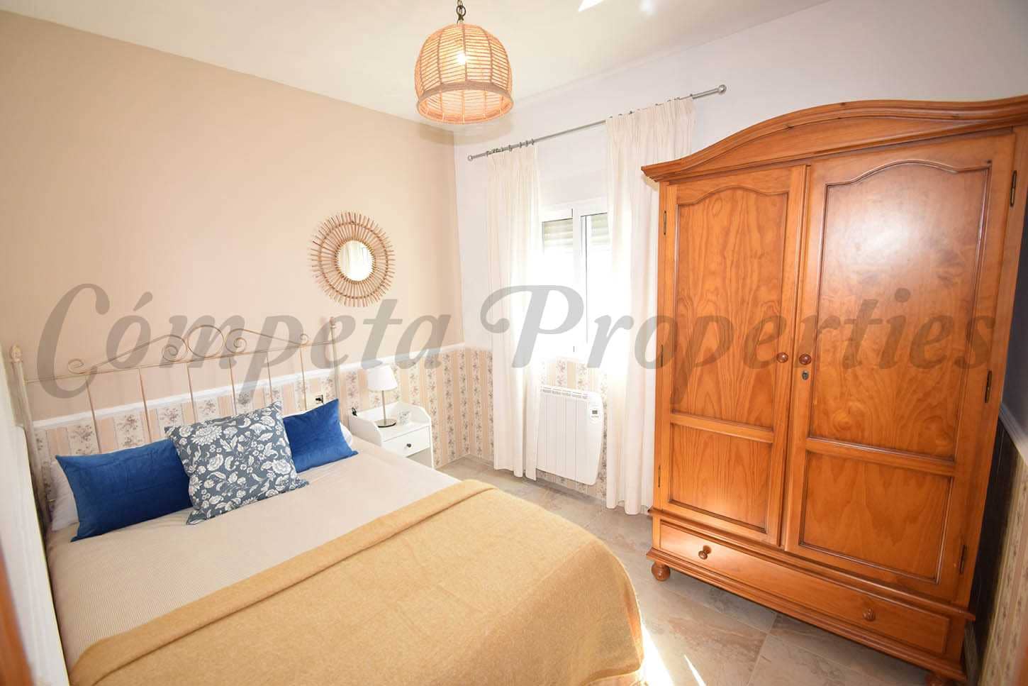 3 bedroom Finca/Country House for rent in Torrox with pool garage - € 1,550 (Ref: 9319174)