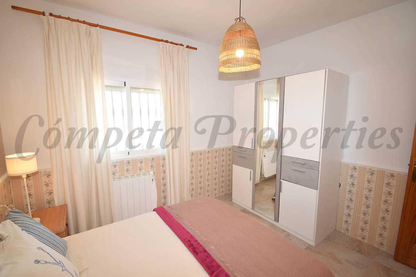 3 bedroom Finca/Country House for rent in Torrox with pool garage - € 1,550 (Ref: 9319174)