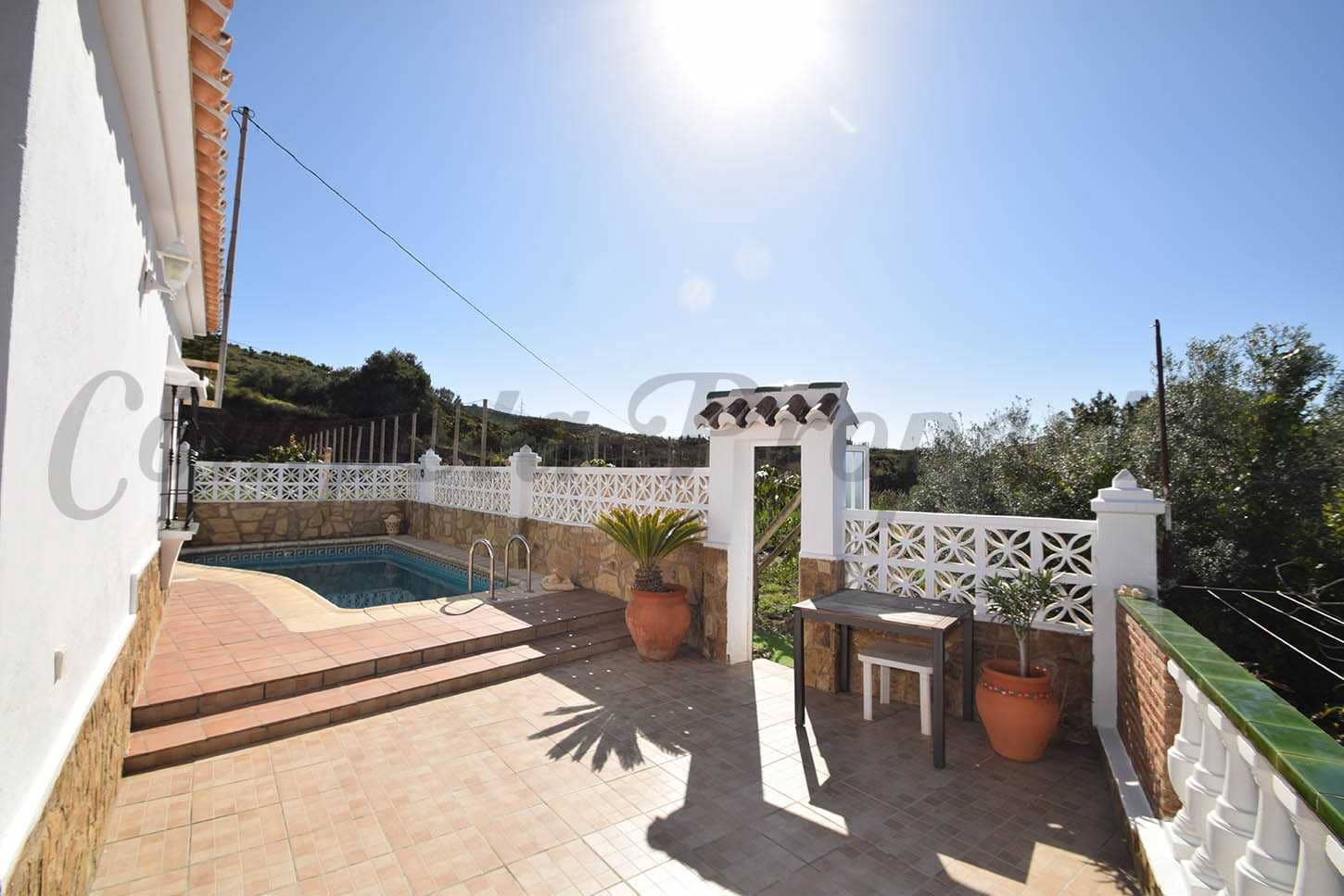 3 bedroom Finca/Country House for rent in Torrox with pool garage - € 1,550 (Ref: 9319174)