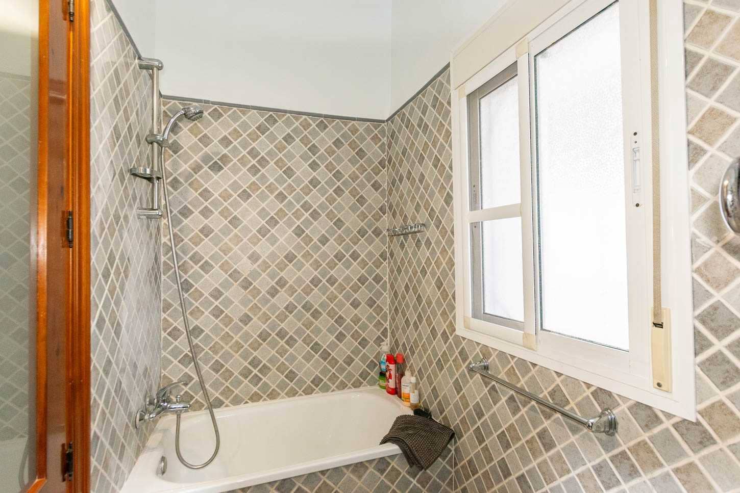 1 sovrum Lägenhet till salu i Sayalonga - 99 000 € (Ref: 9319829)